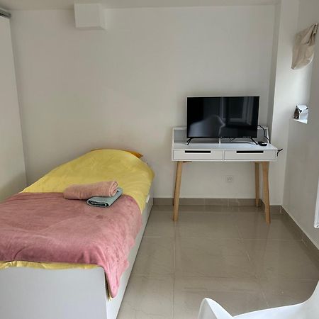 Chambre 14M2 Massy  Exterior foto